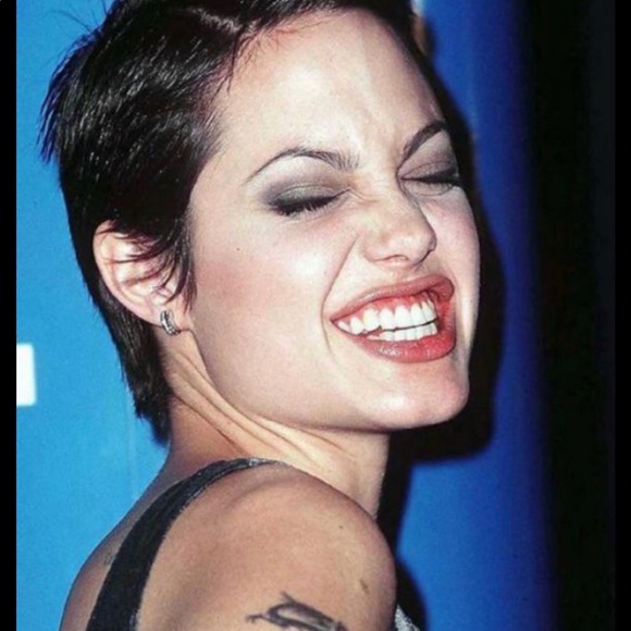 Meet your Posher, Aminah - Picture 1 of 1